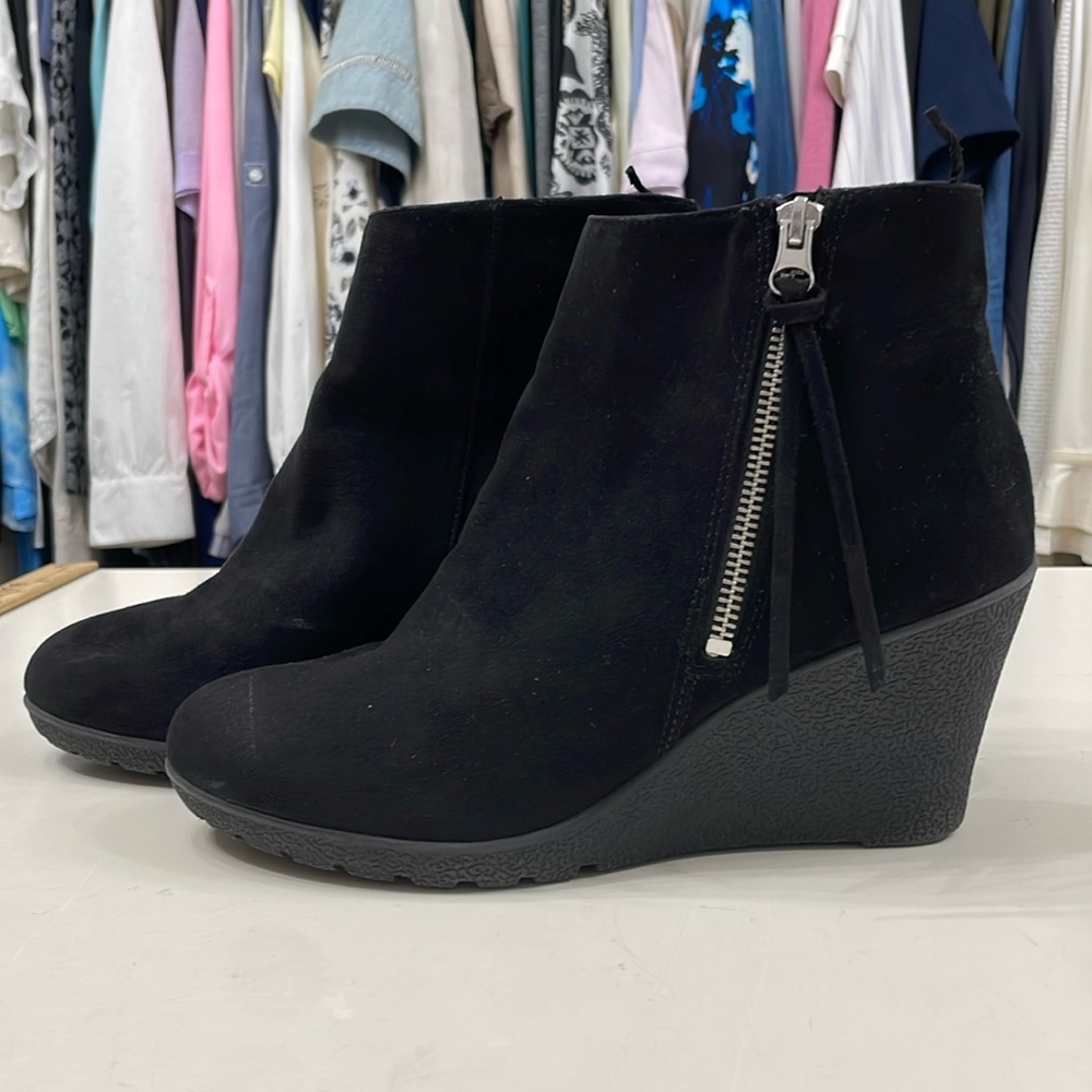H&M wedge booties